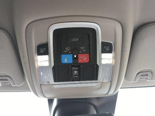 Certified 2025 RAM 3500 Longhorn AWD/4WD image 20