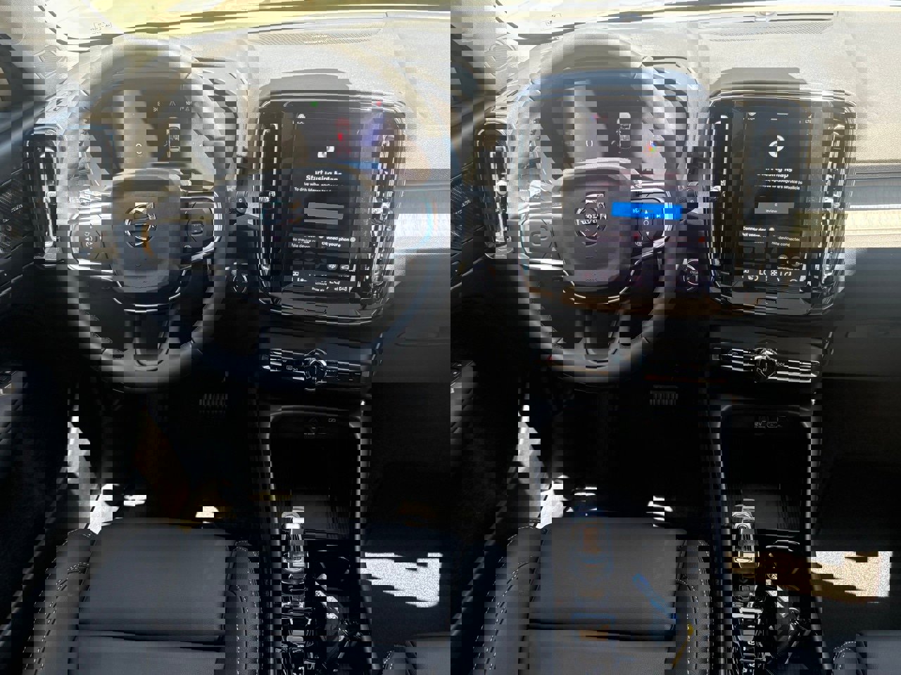 New 2026 Volvo XC40 B4 Plus w/ Protection Package Premier image 10