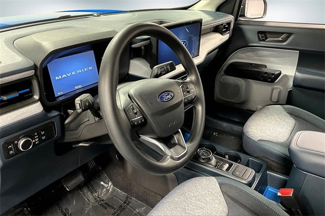 New 2025 Ford Maverick XLT image 7