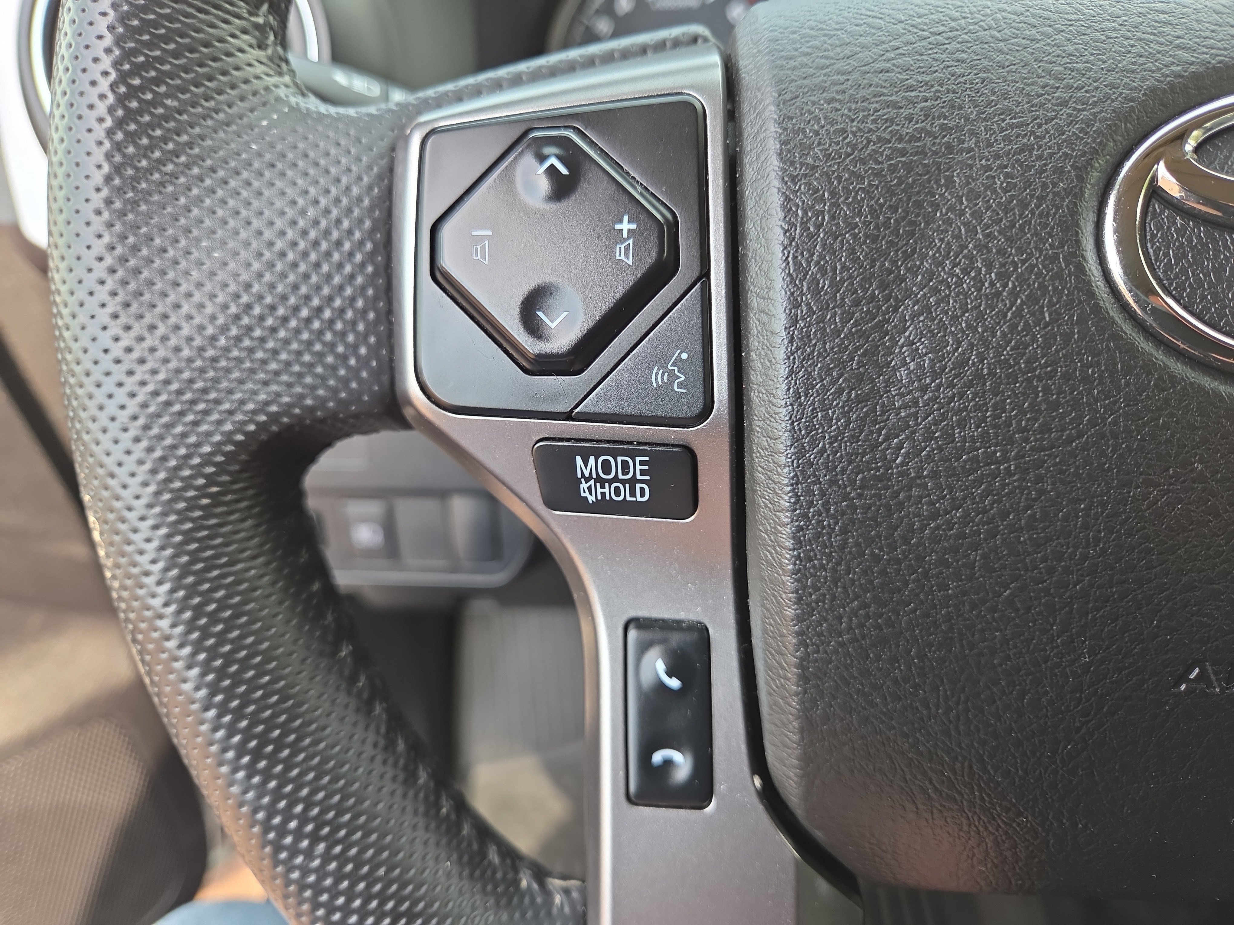 Certified 2023 Toyota Tacoma SR5 image 26