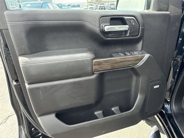 Used 2021 Chevrolet Silverado 1500 LT Trail Boss w/ Convenience Package II image 21