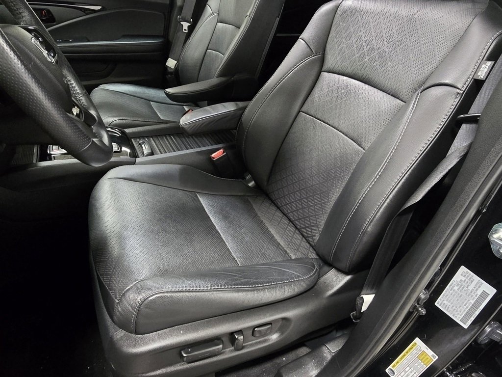 Used 2022 Honda Passport Elite image 25