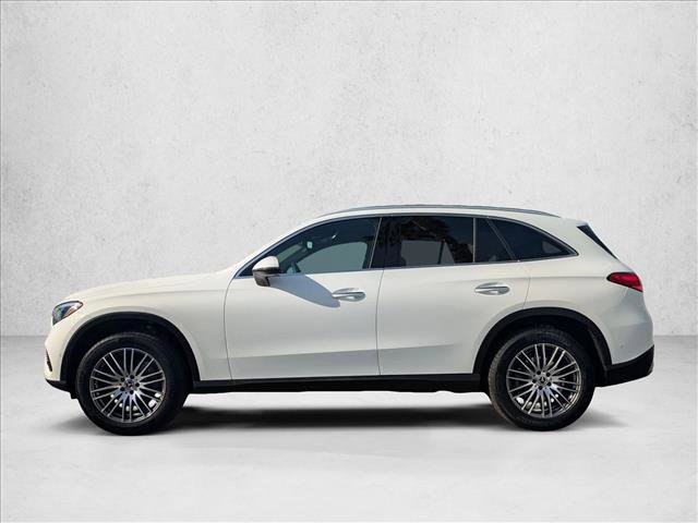 Used 2025 Mercedes-Benz GLC 300 image 12