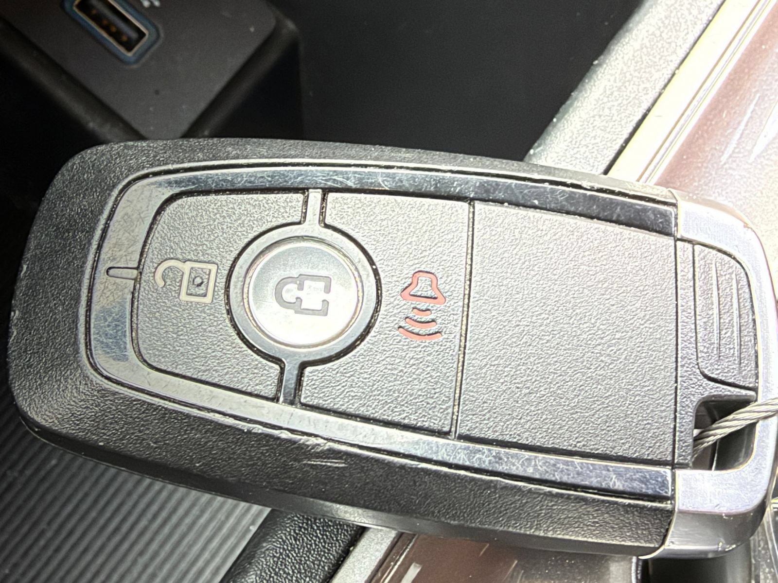 Used 2024 Ford Edge SEL AWD/4WD image 20