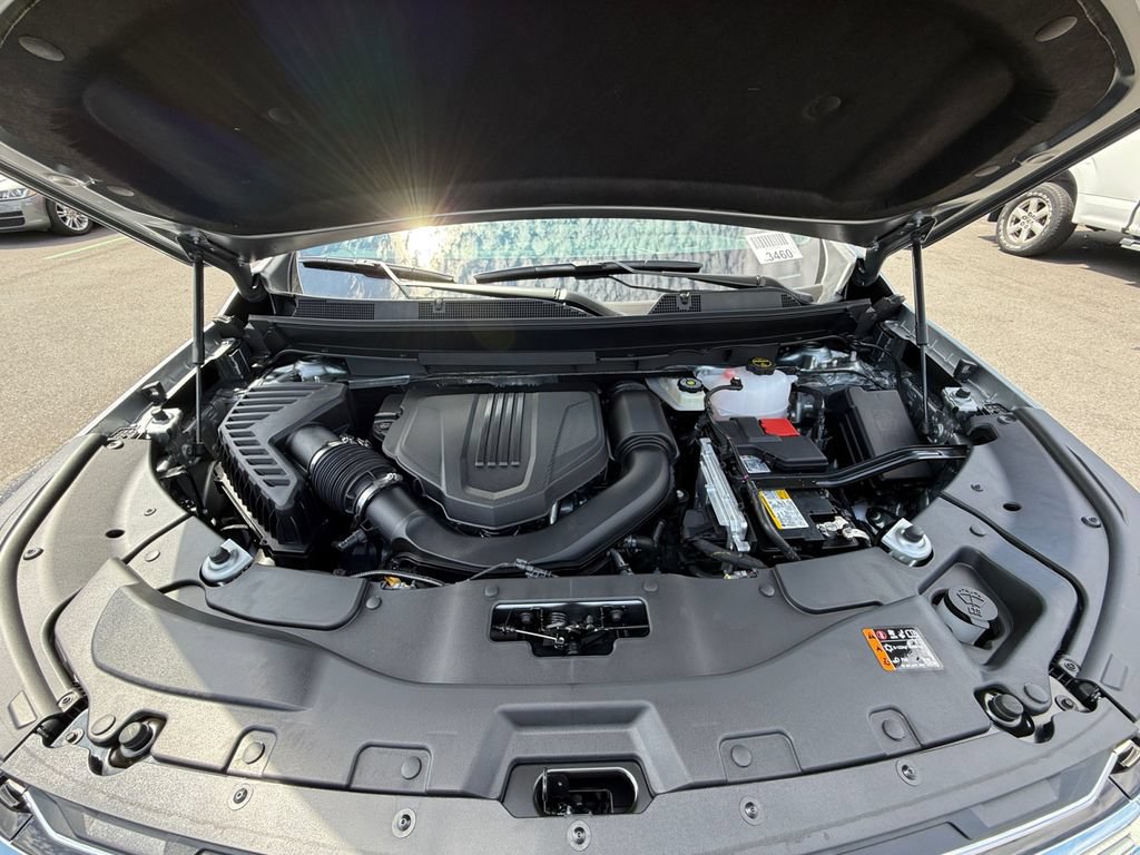 New 2027 Chevrolet Traverse LT w/ Driver Confidence Package FWD image 28