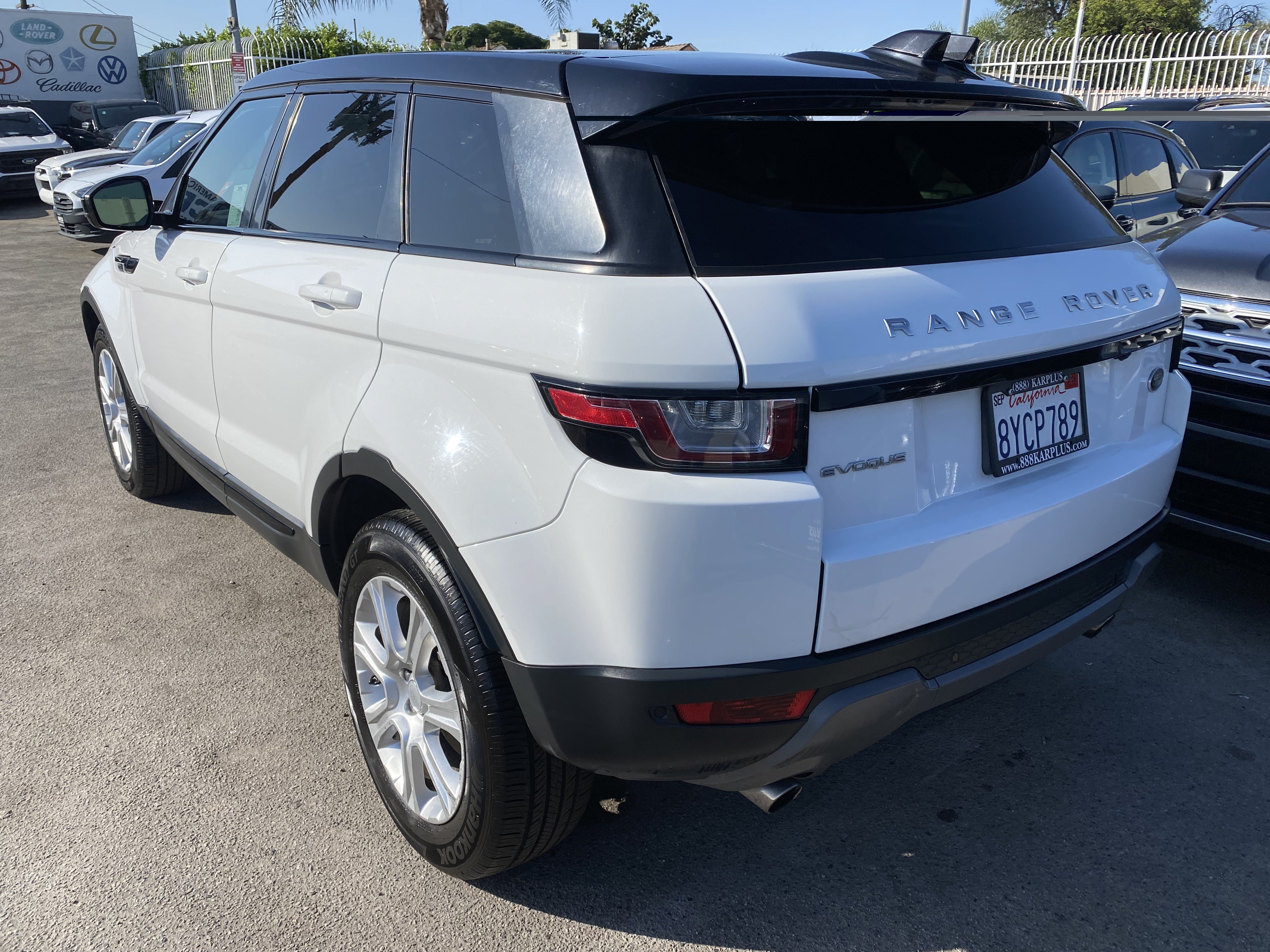 Used 2018 Land Rover Range Rover Evoque SE Premium AWD/4WD image 10