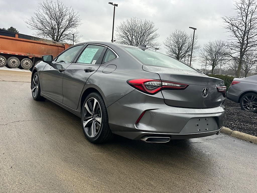 Certified 2025 Acura TLX w/ Technology Package image 9