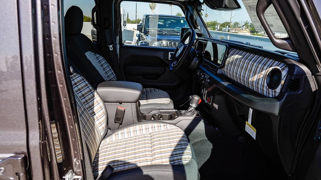 New 2026 Jeep Wrangler Unlimited Sport AWD/4WD image 21