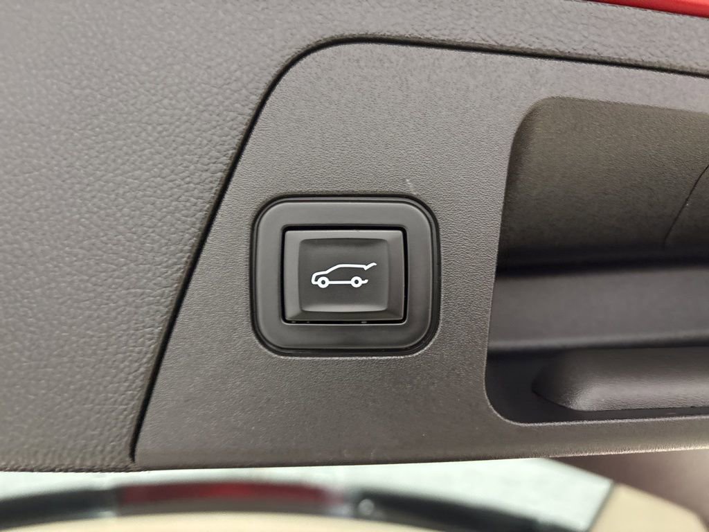 Used 2019 Buick Envision Essence image 35