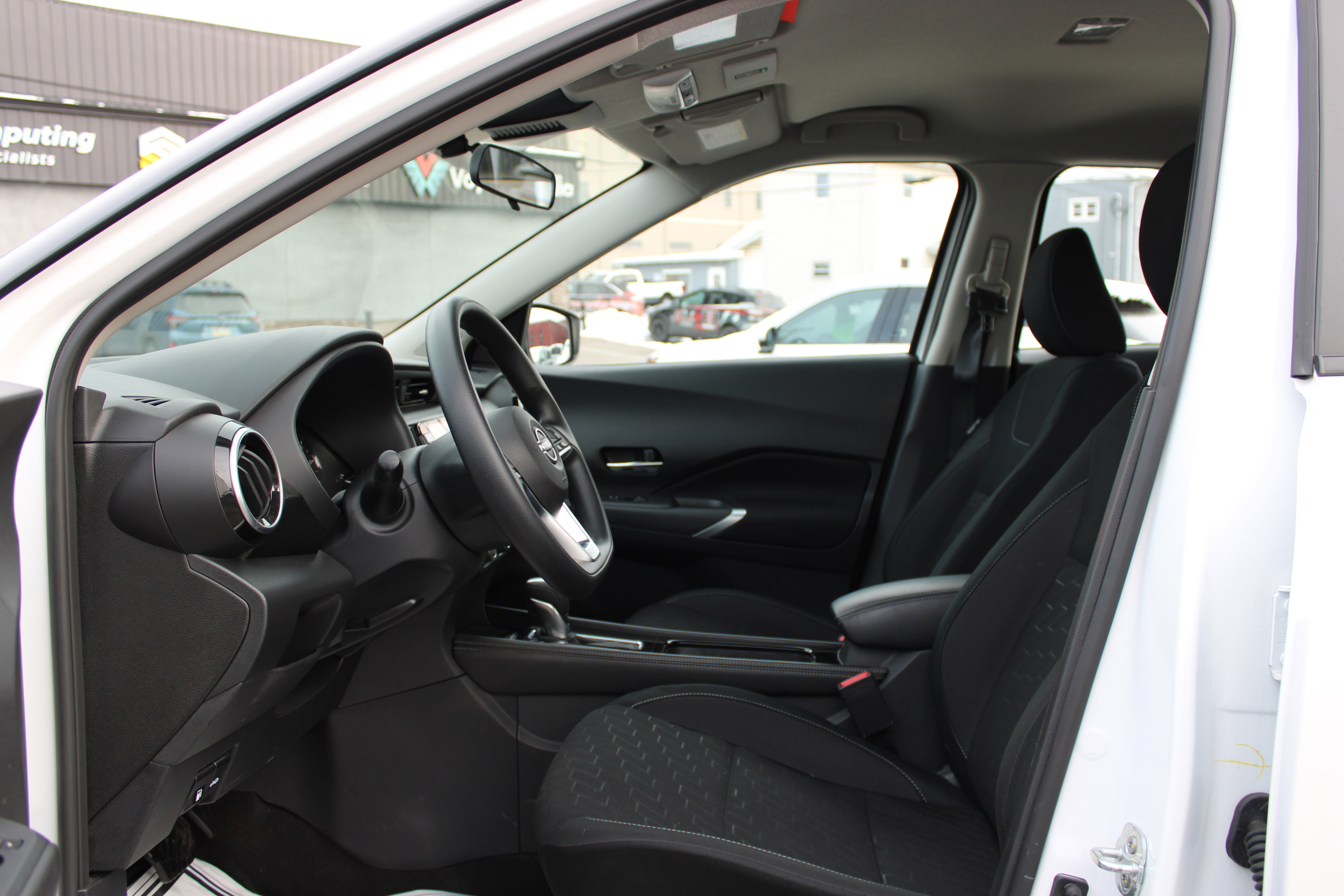 Certified 2024 Nissan Kicks SV image 12