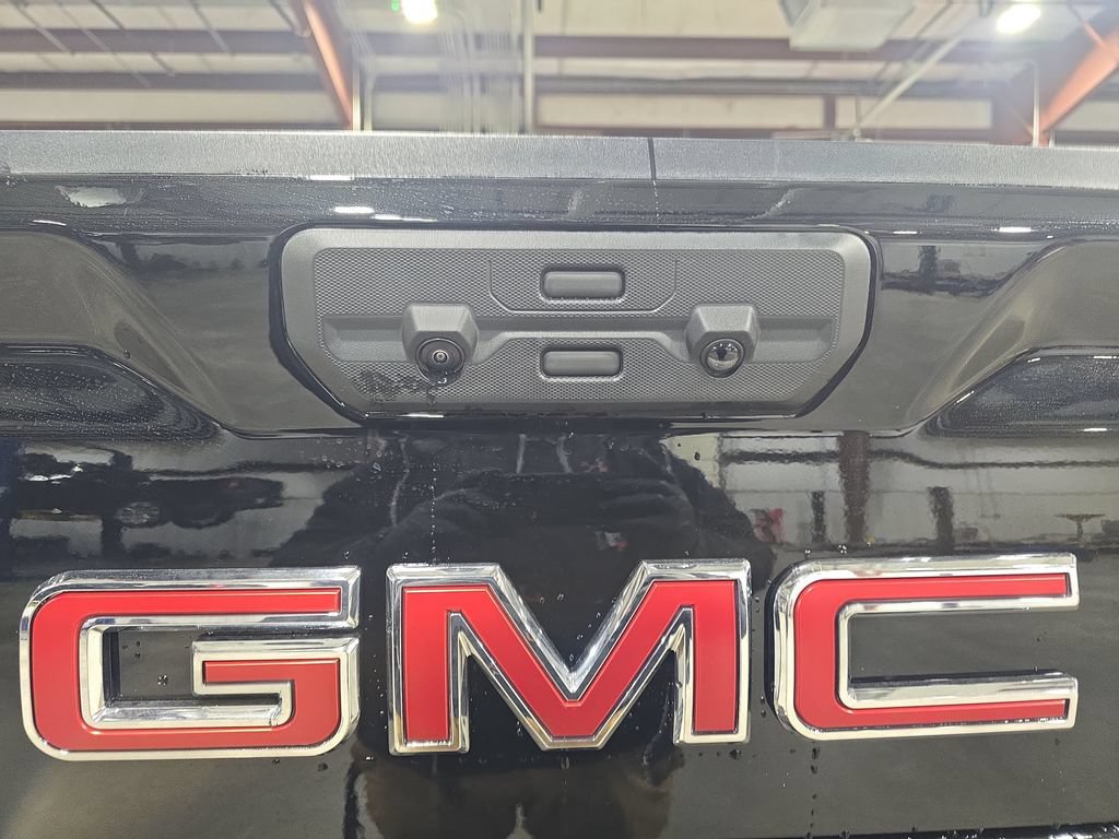 New 2026 GMC Sierra 1500 AT4 w/ AT4 Premium Package AWD/4WD image 13