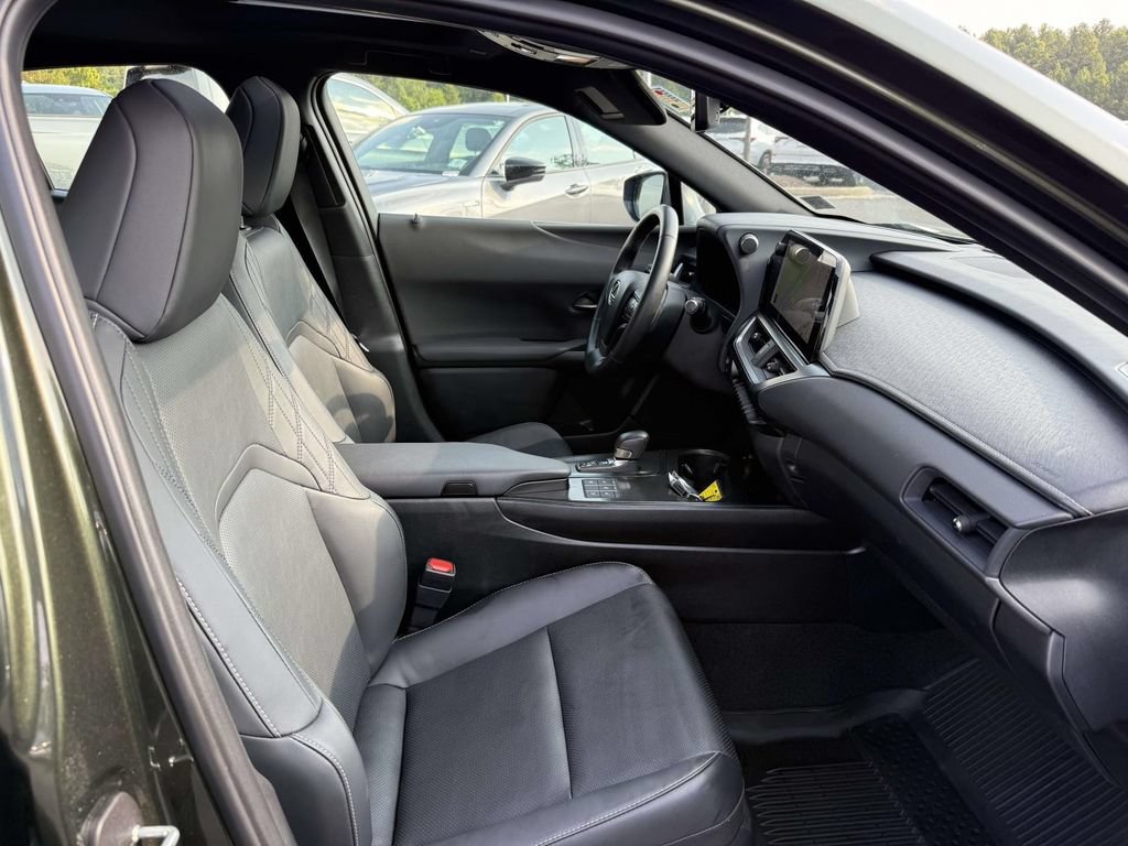 Used 2025 Lexus UX 300h AWD w/ Accessory Package (Z1) image 14