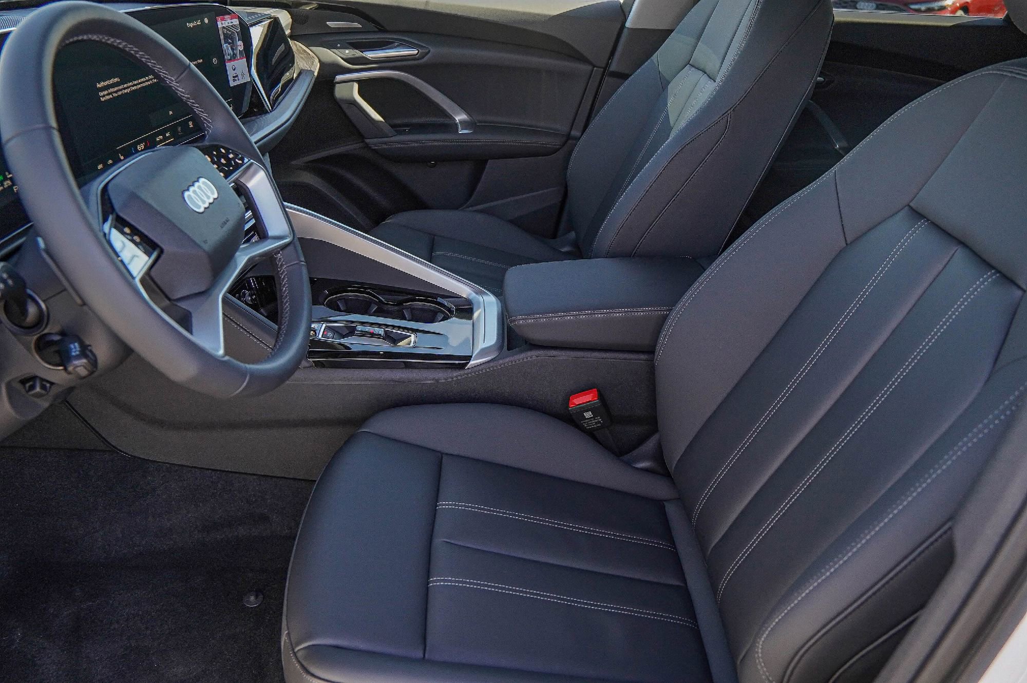 New 2025 Audi Q5 Premium Plus image 8