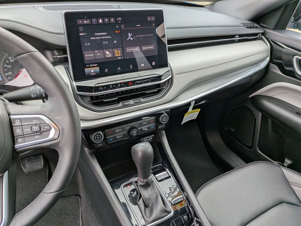 Used 2024 Jeep Compass Limited w/ Sun and Sound Group image 22