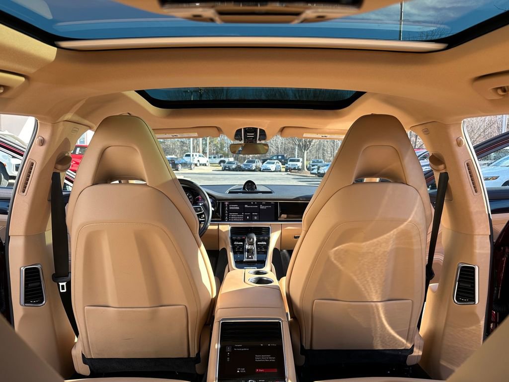 Used 2021 Porsche Panamera 4 image 27