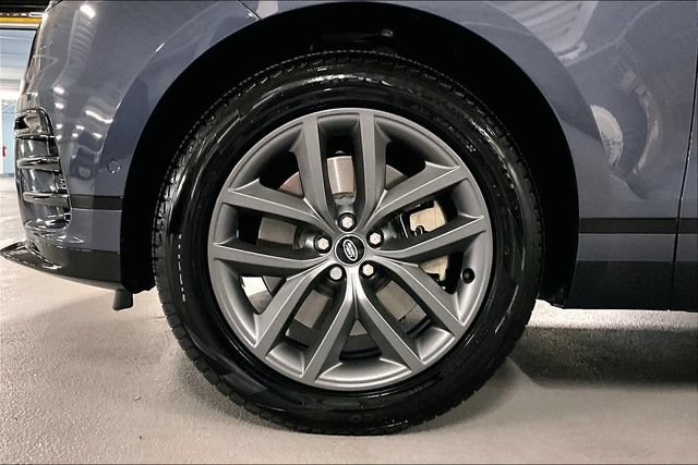Certified 2026 Land Rover Range Rover Velar Dynamic SE AWD/4WD image 8