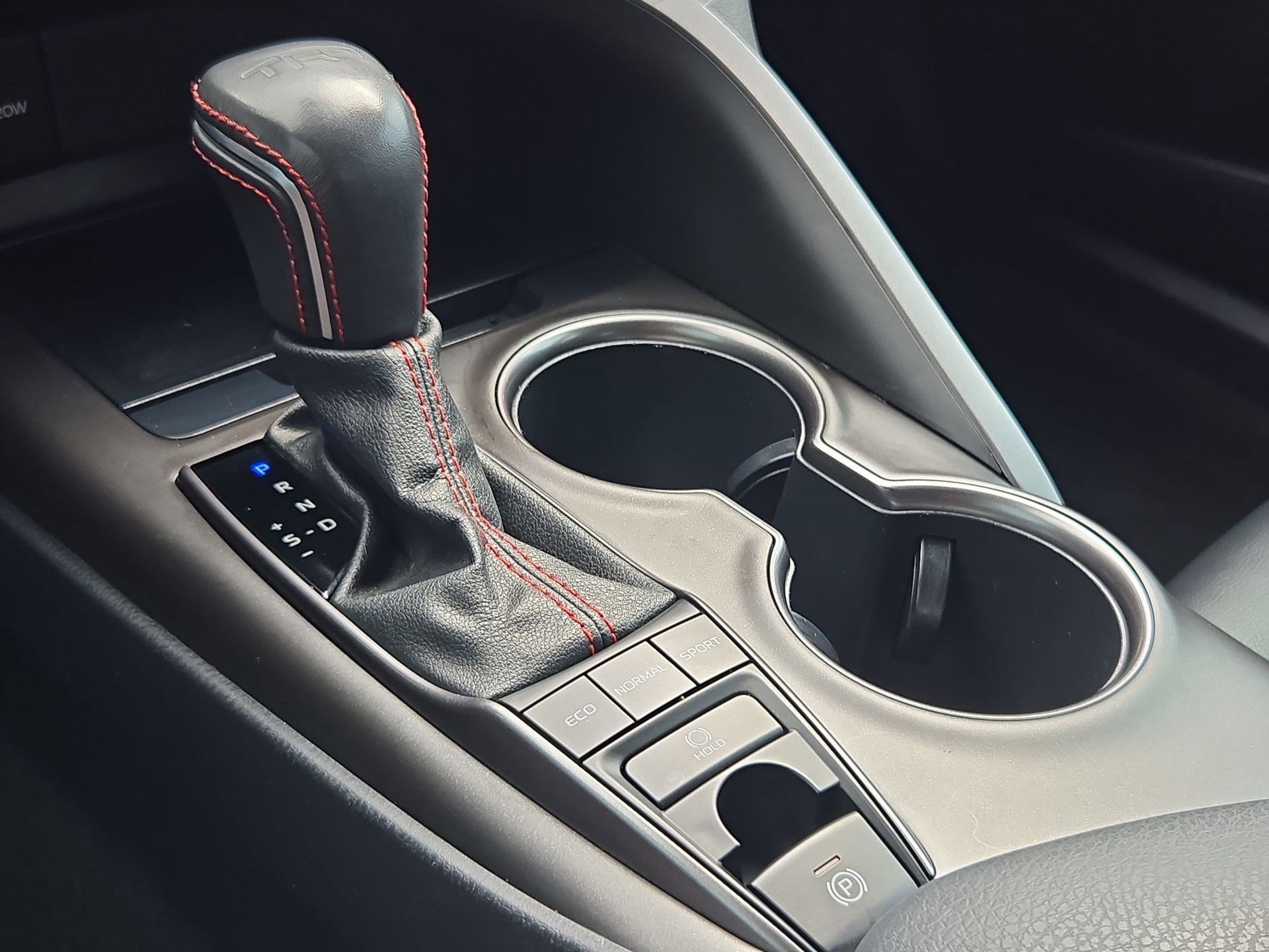 Used 2021 Toyota Camry TRD w/ TRD Package w/JBL Audio image 26