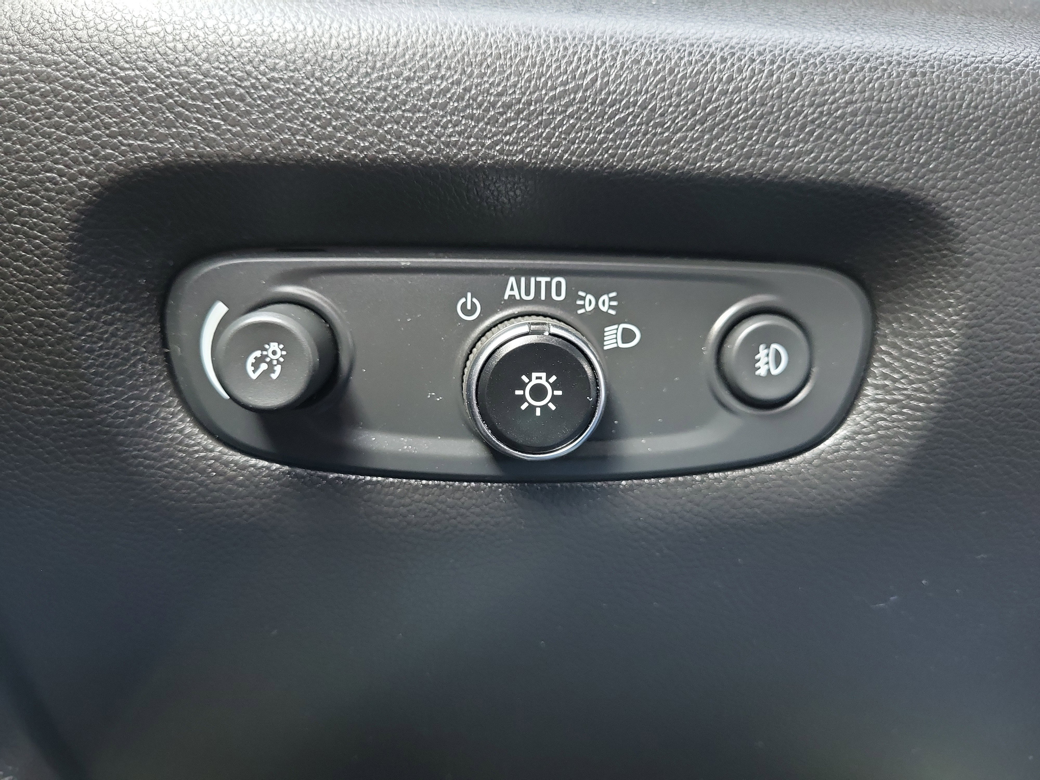 Certified 2021 Chevrolet Traverse LT image 29