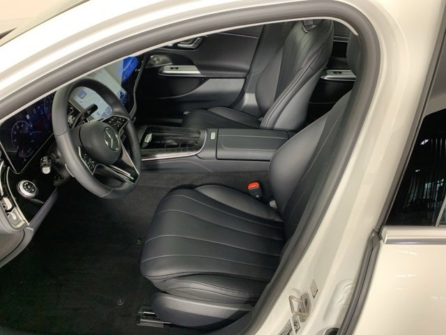 Used 2025 Mercedes-Benz E 450 4MATIC All-Terrain Wagon image 28