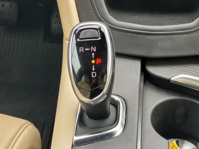Used 2018 Cadillac XT5 Luxury w/ Driver Awareness Package FWD image 19