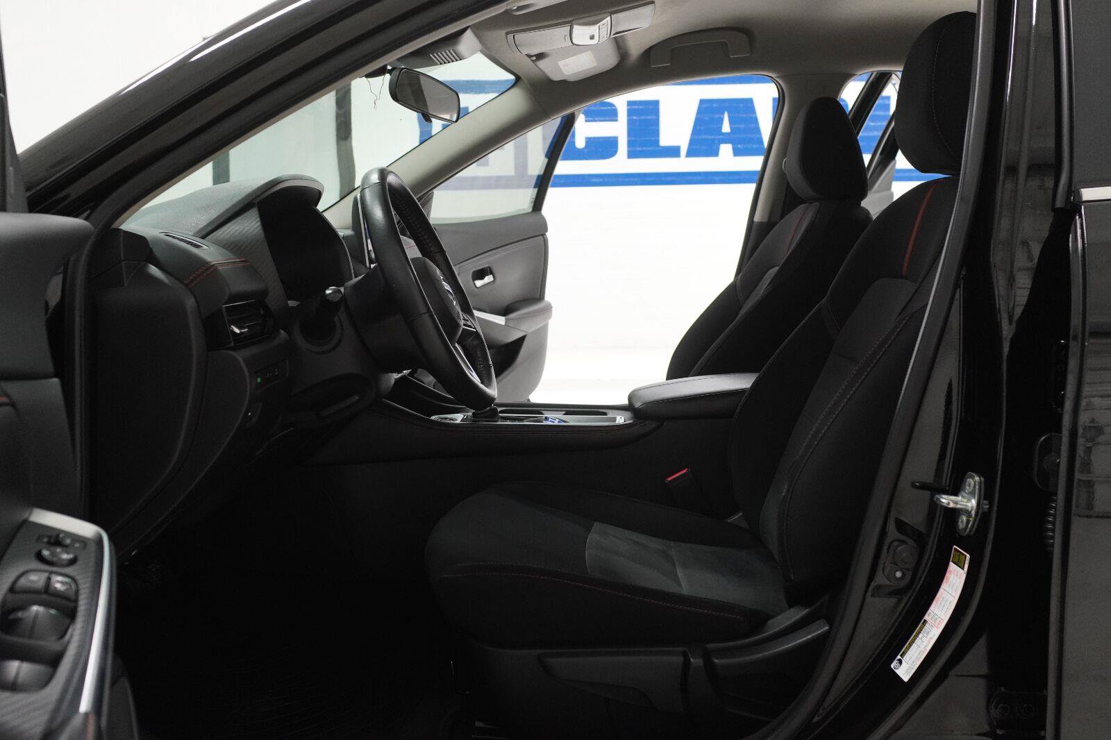 Used 2022 Nissan Sentra SR w/ Midnight Edition FWD image 6