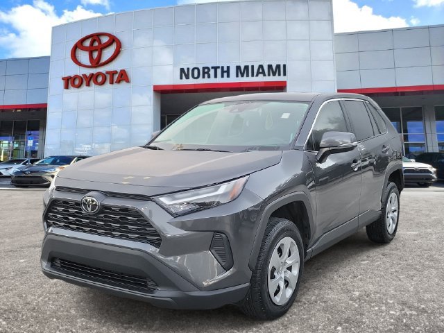 Used 2025 Toyota RAV4 LE FWD image 2