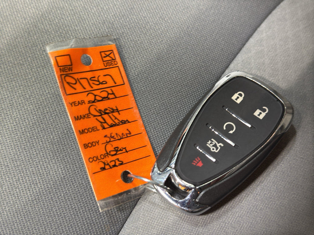 Used 2024 Chevrolet Malibu LT FWD image 35
