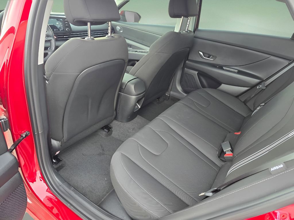 New 2025 Hyundai Elantra Blue image 15