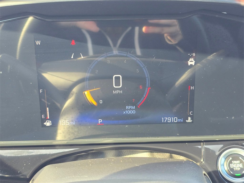 Certified 2025 Chevrolet Trax RS w/ Driver Confidence Package image 30