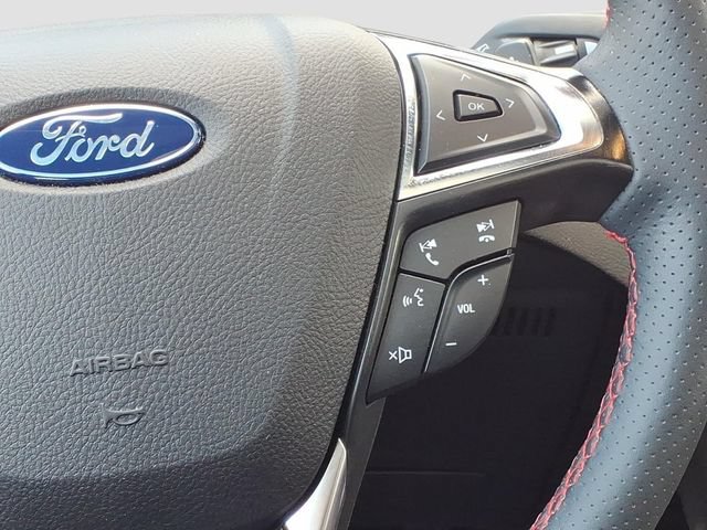 Used 2024 Ford Edge ST-Line w/ Class II Trailer Tow Package AWD/4WD image 23