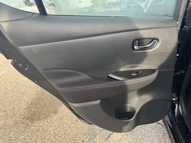 Used 2020 Nissan Leaf SV w/ SV Technology Package image 23
