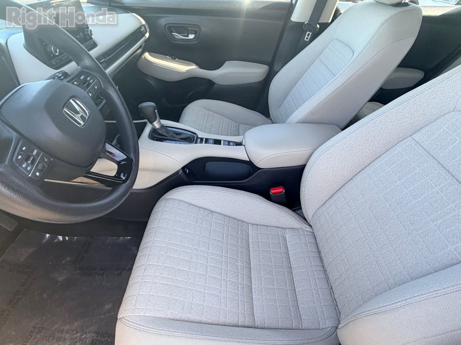 Certified 2023 Honda HR-V LX image 17