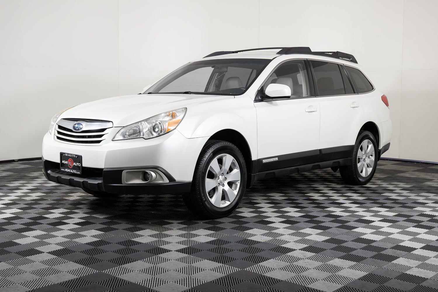 Used 2012 Subaru Outback 2.5i Premium w/ All-Weather Pkg image 1