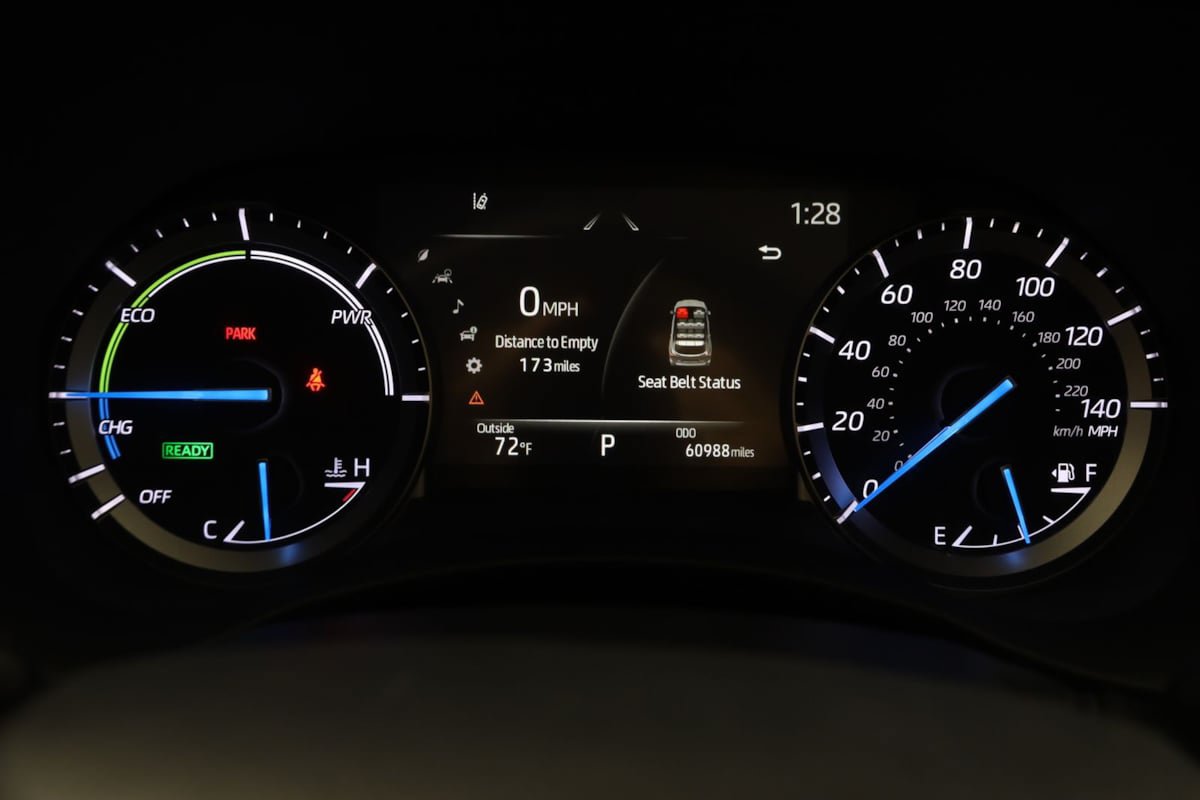 Used 2022 Toyota Highlander XLE FWD image 17