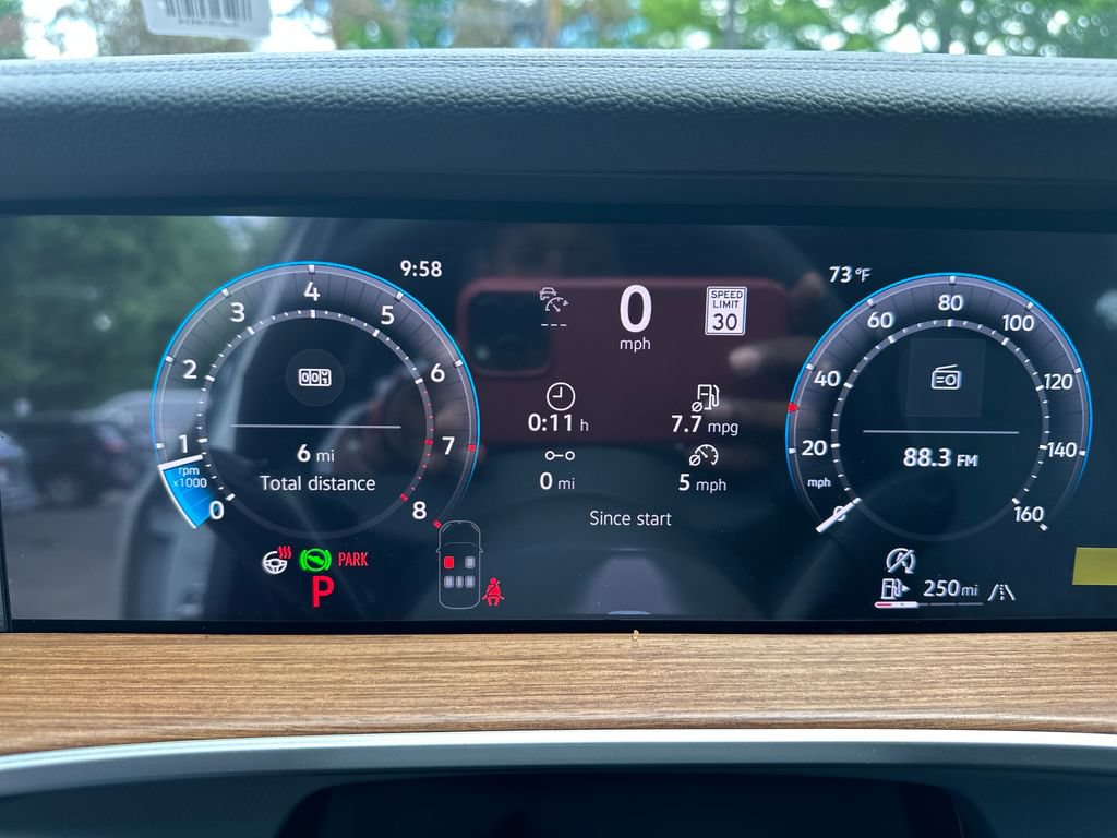 New 2026 Volkswagen Tiguan SEL R-Line AWD/4WD image 13