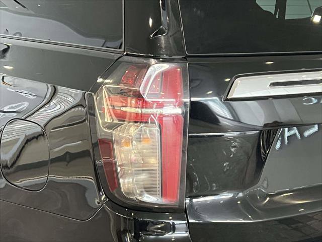 Used 2024 Chevrolet Suburban LT image 9