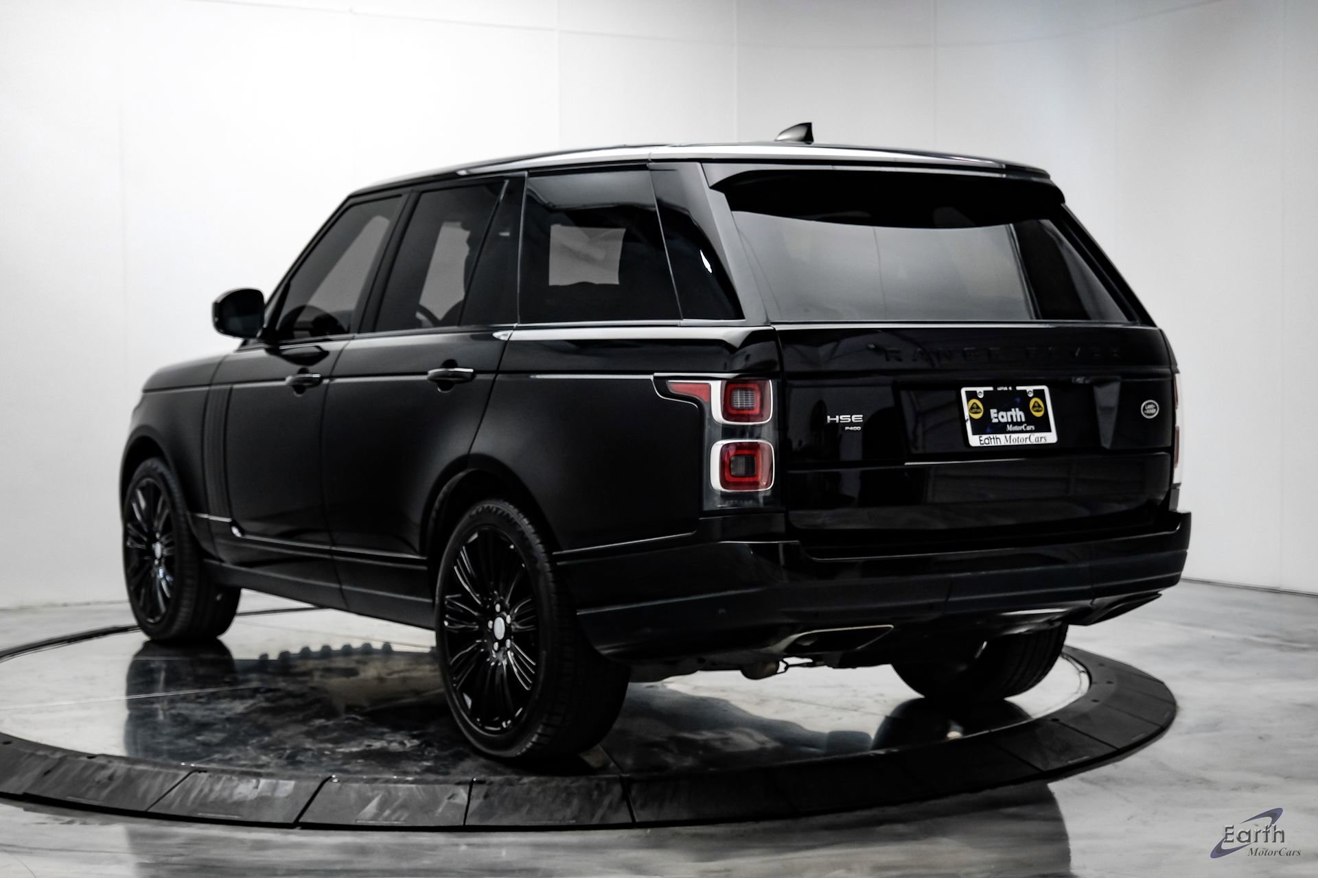 Used 2022 Land Rover Range Rover Westminster Edition image 9