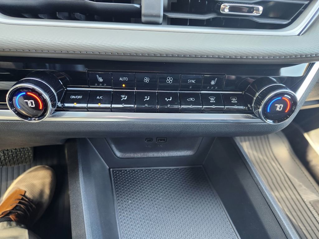 New 2026 Chevrolet Equinox LT AWD/4WD image 20