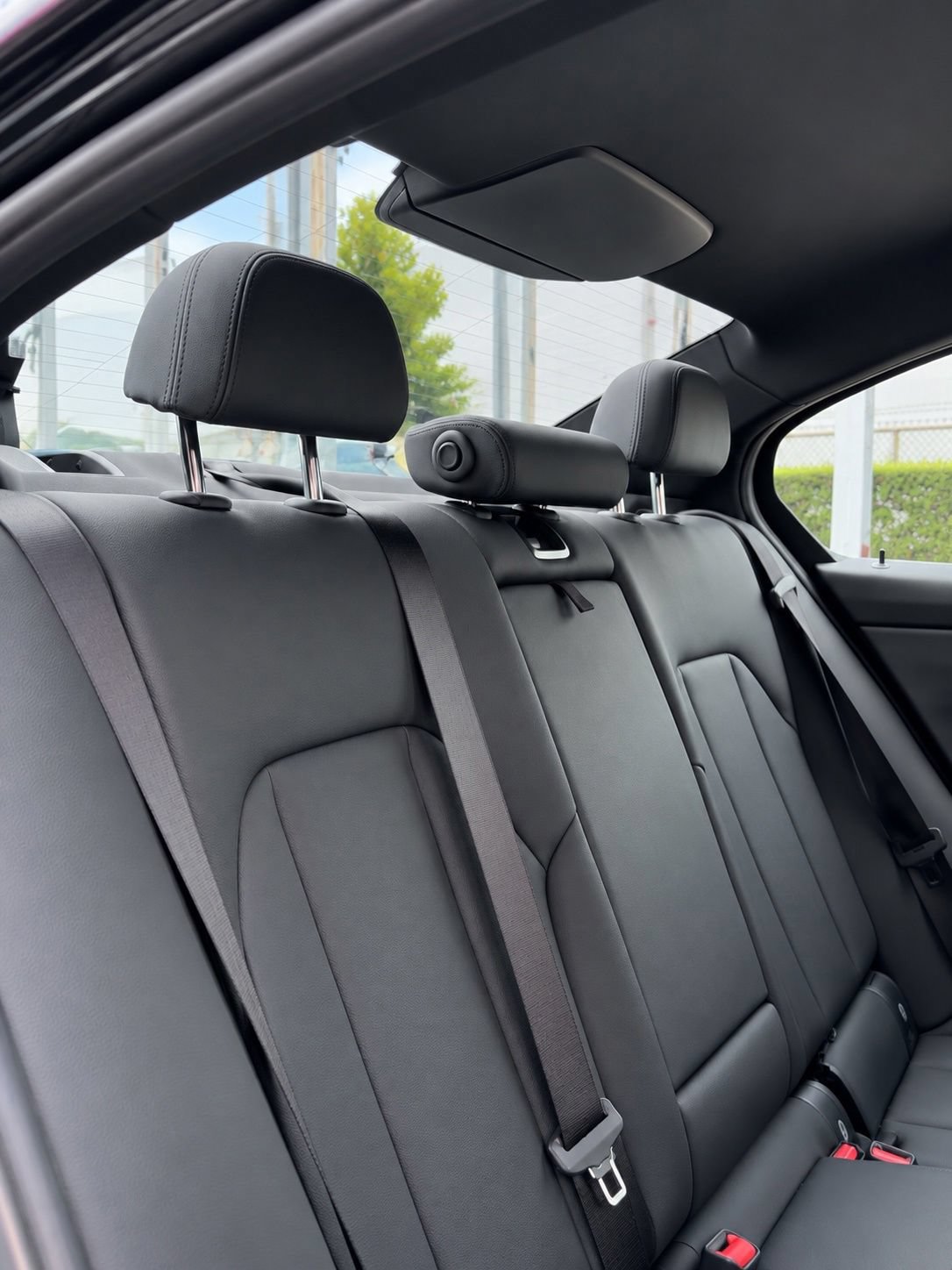 Used 2020 BMW 330i Sedan w/ Driving Assistance Package RWD image 11