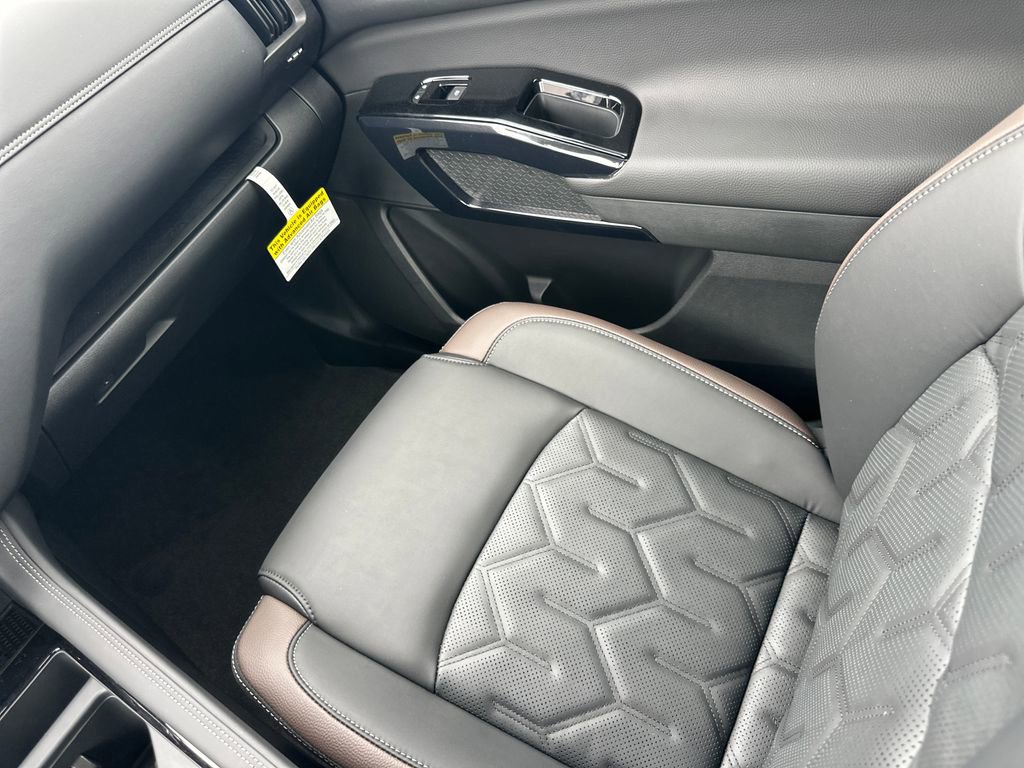 New 2026 Nissan Pathfinder Platinum AWD/4WD image 28