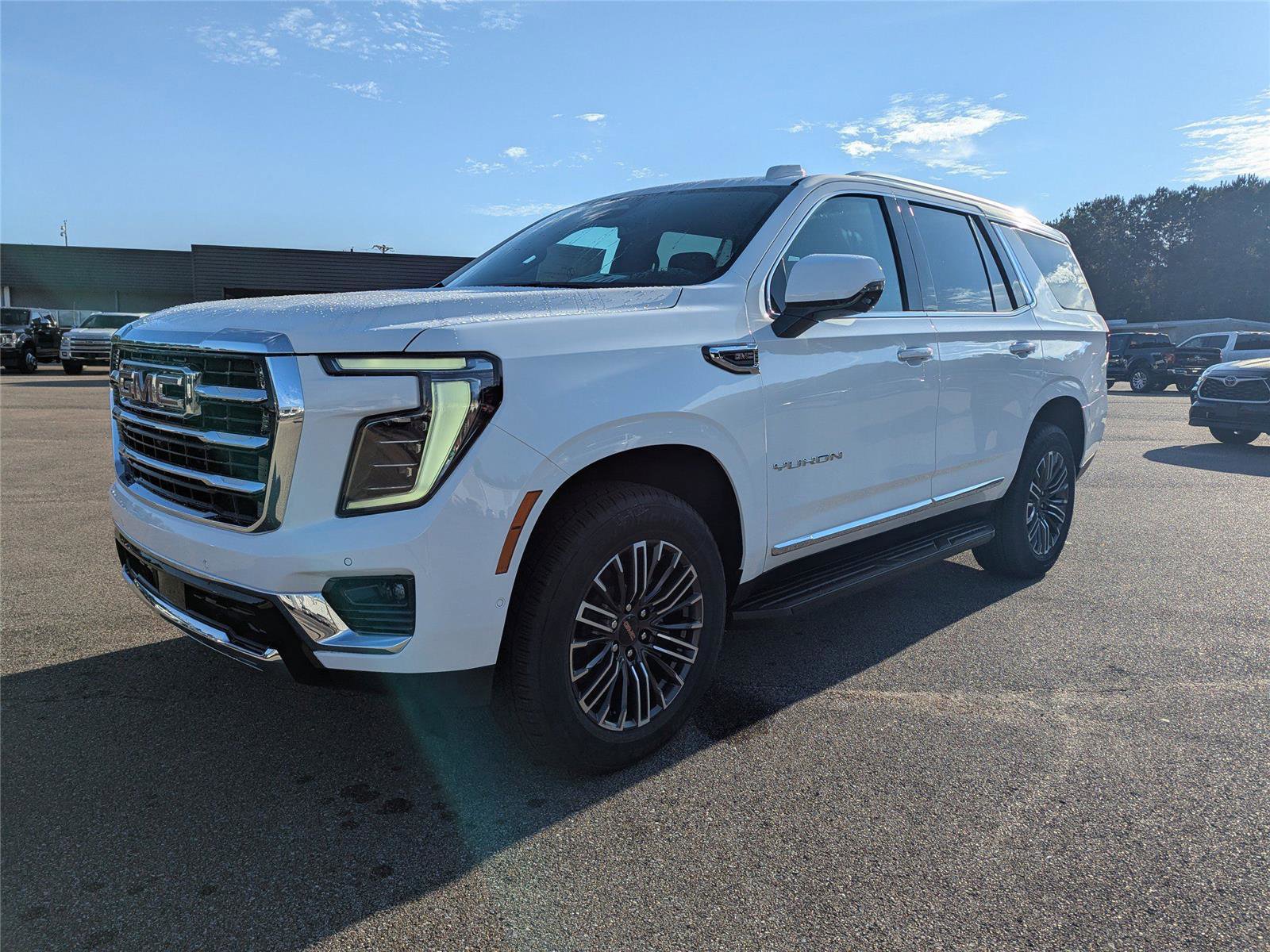 New 2026 GMC Yukon Elevation image 7