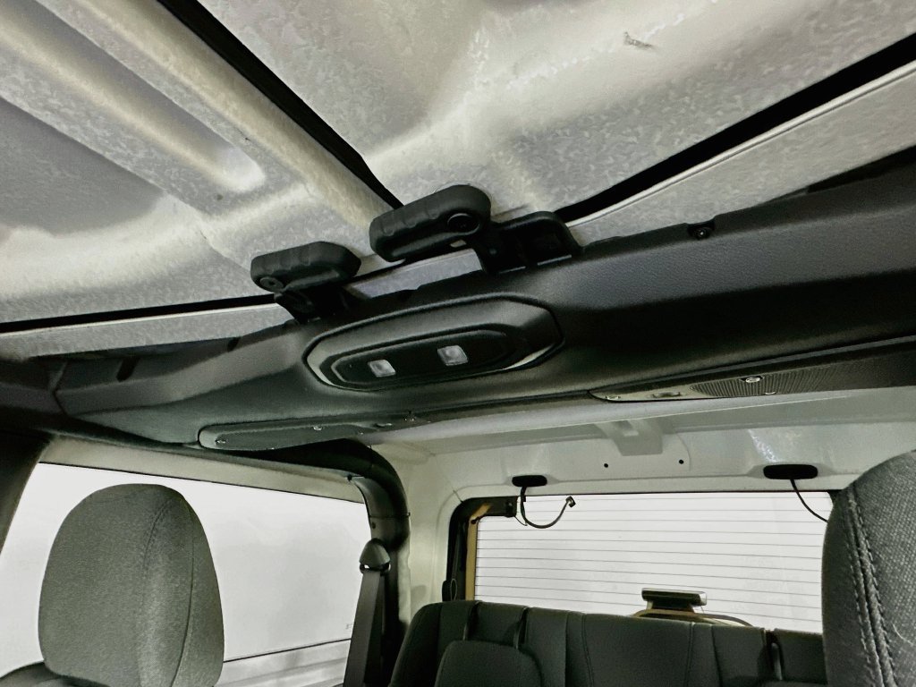 Used 2024 Jeep Wrangler Sport AWD/4WD image 21