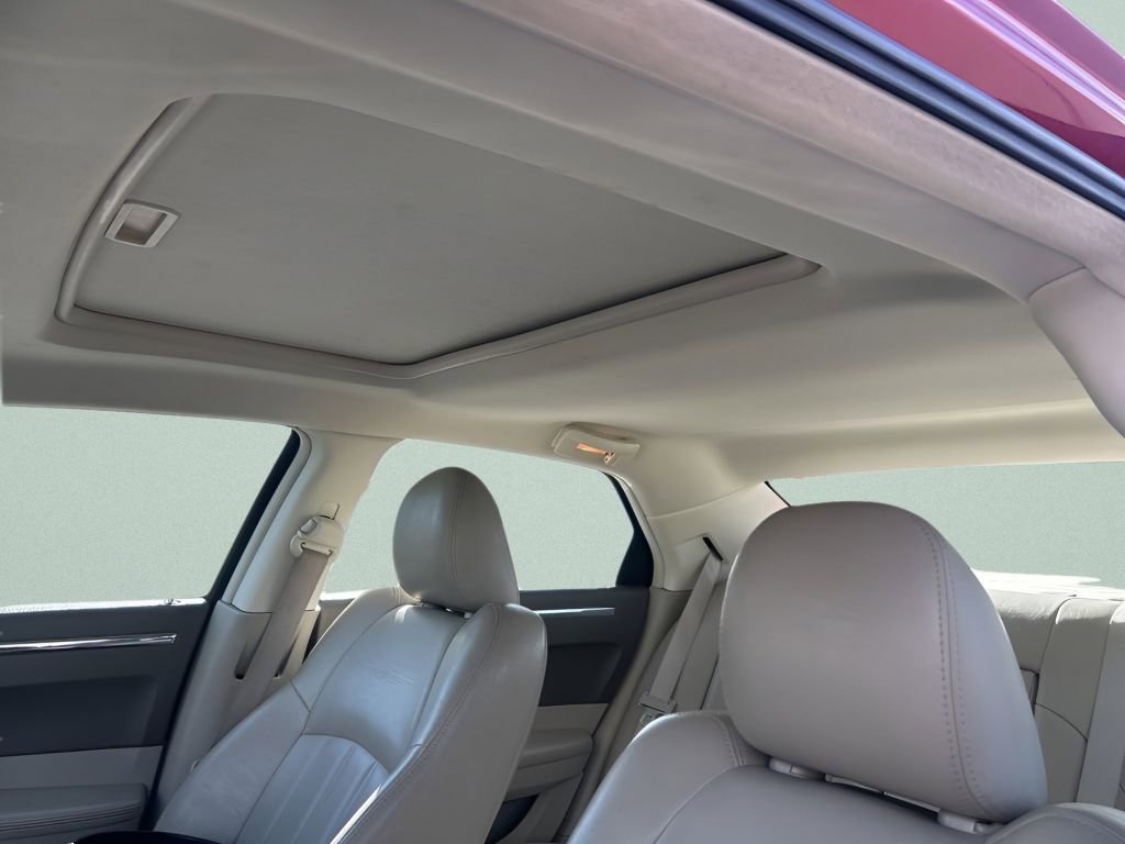 Used 2008 Chrysler 300 C image 18