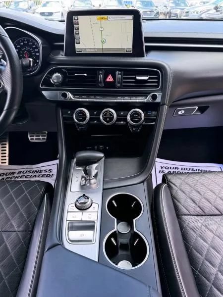 Used 2021 Genesis G70 3.3T w/ Sport Package RWD image 31