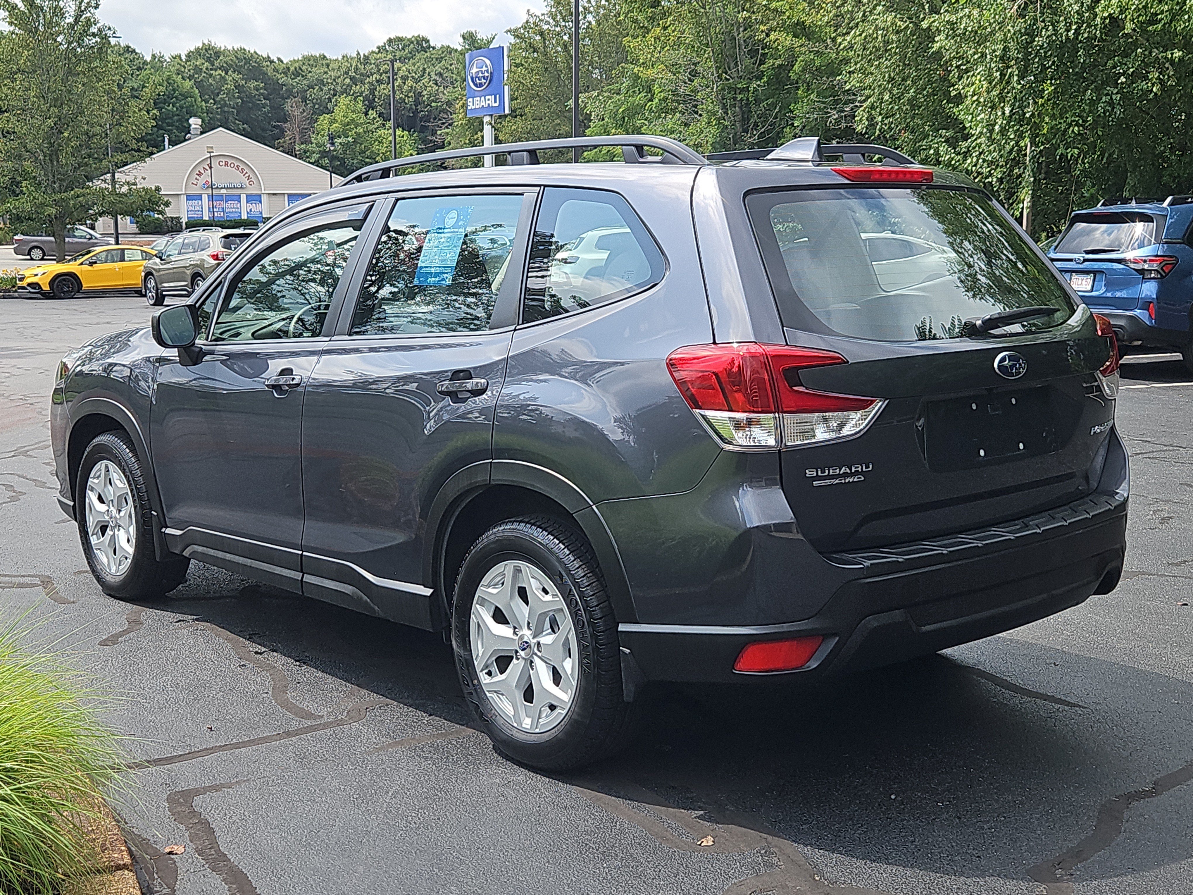 Used 2022 Subaru Forester AWD/4WD image 17