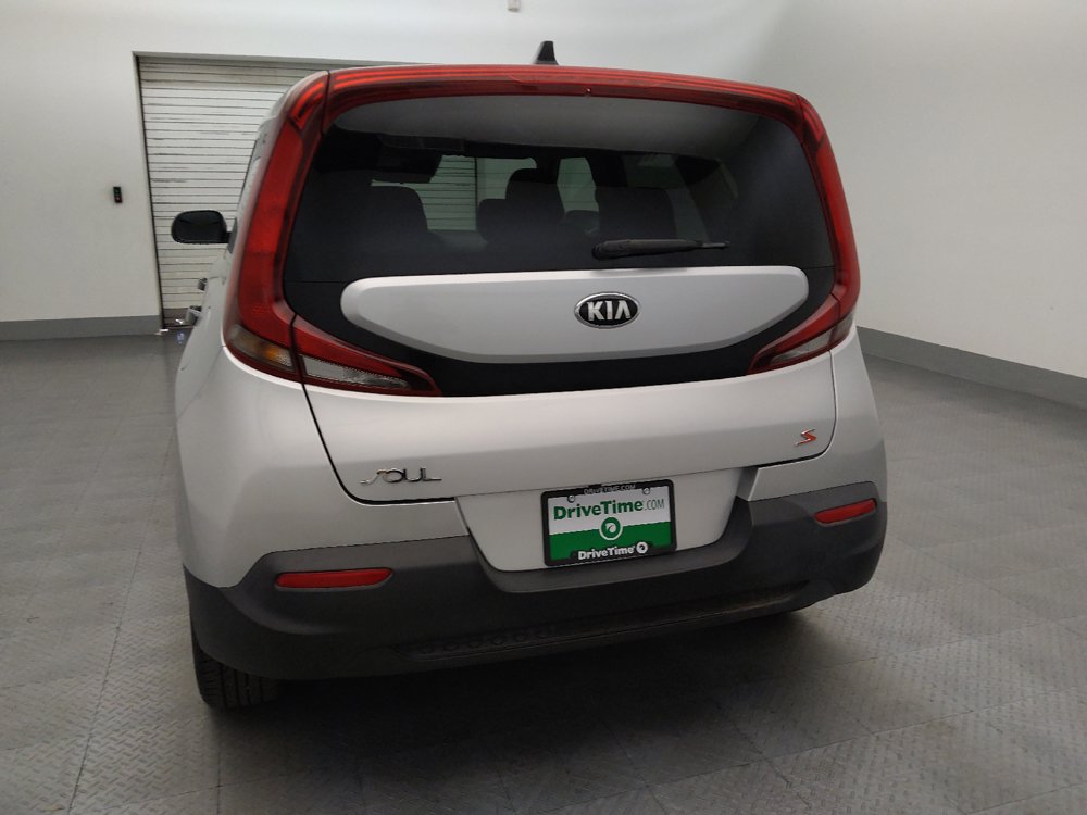 Used 2020 Kia Soul S FWD image 6
