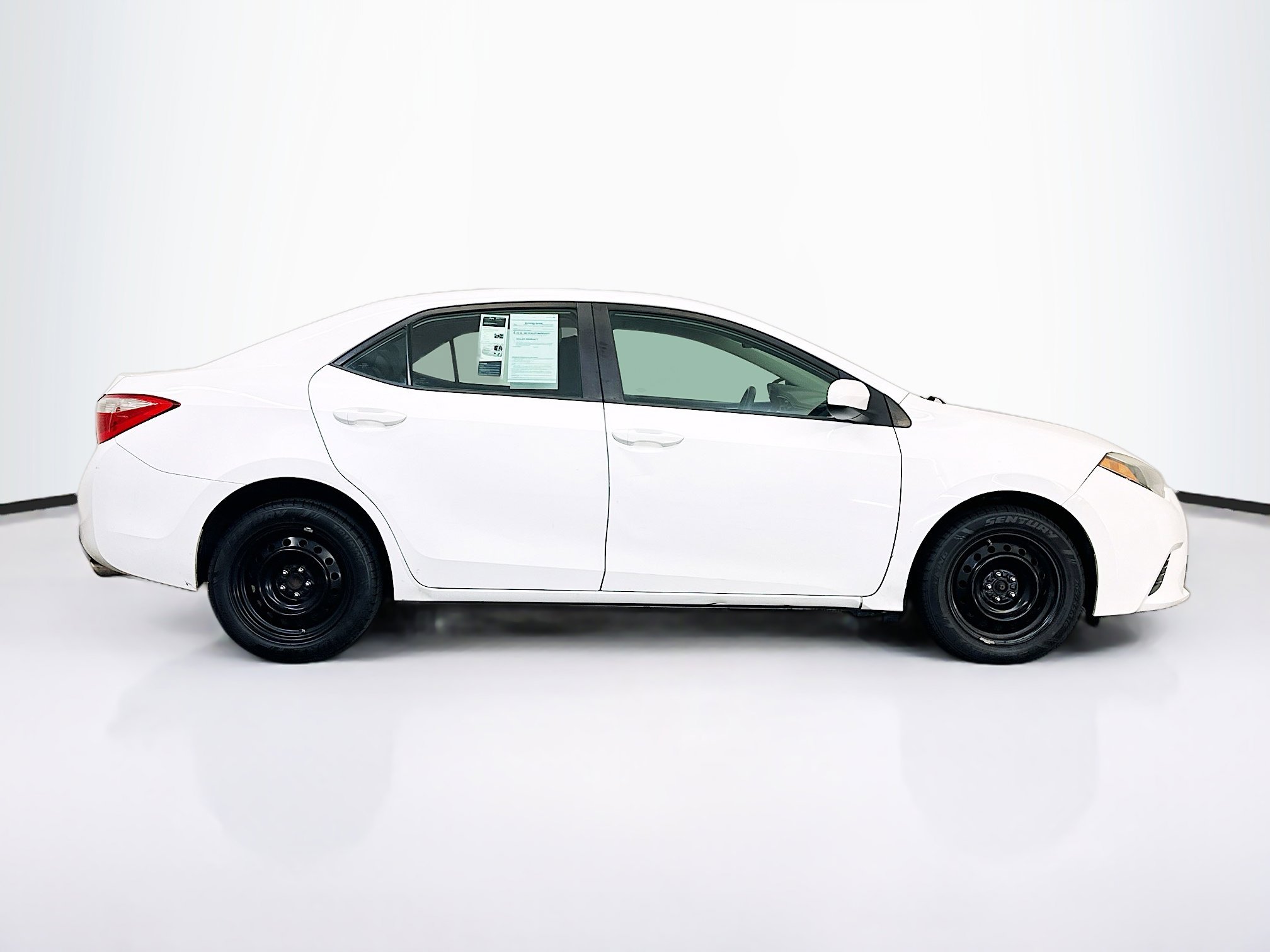 Used 2015 Toyota Corolla LE FWD image 10