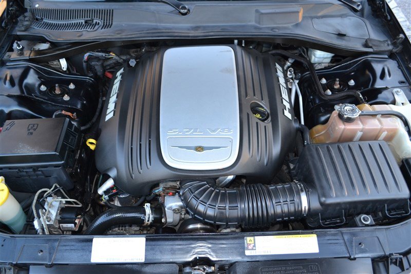 Used 2008 Chrysler 300 C image 37