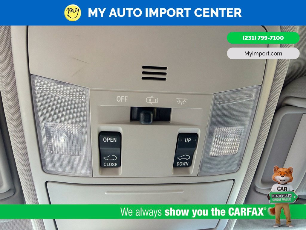 Used 2018 Toyota RAV4 Limited w/ Carpet Mat Package AWD/4WD image 24