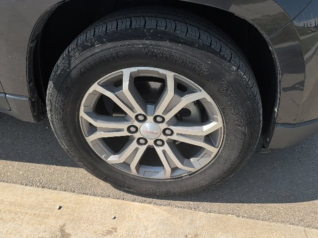 Used 2016 GMC Acadia SLT w/ Technology Package FWD image 9